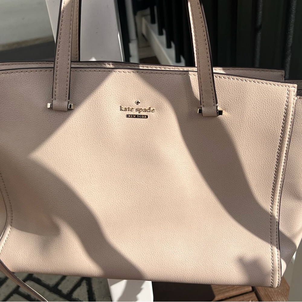 KATE SPADE Elegant  Leather Handbag Cream color - Picture 2 of 14